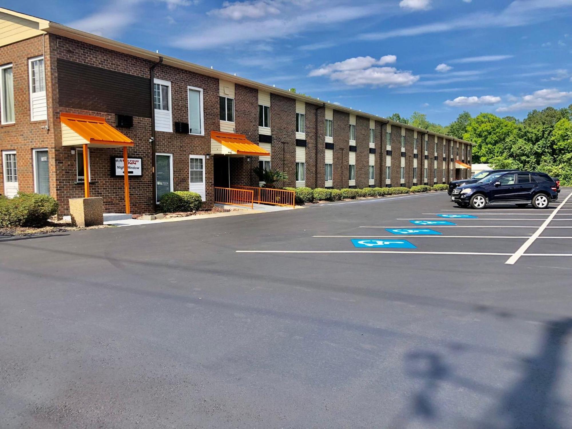 Raceway Inn Darlington Exterior photo